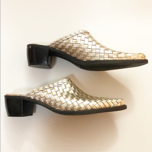 Beautiful Pewter Leather Mules - Picture 3 of 7